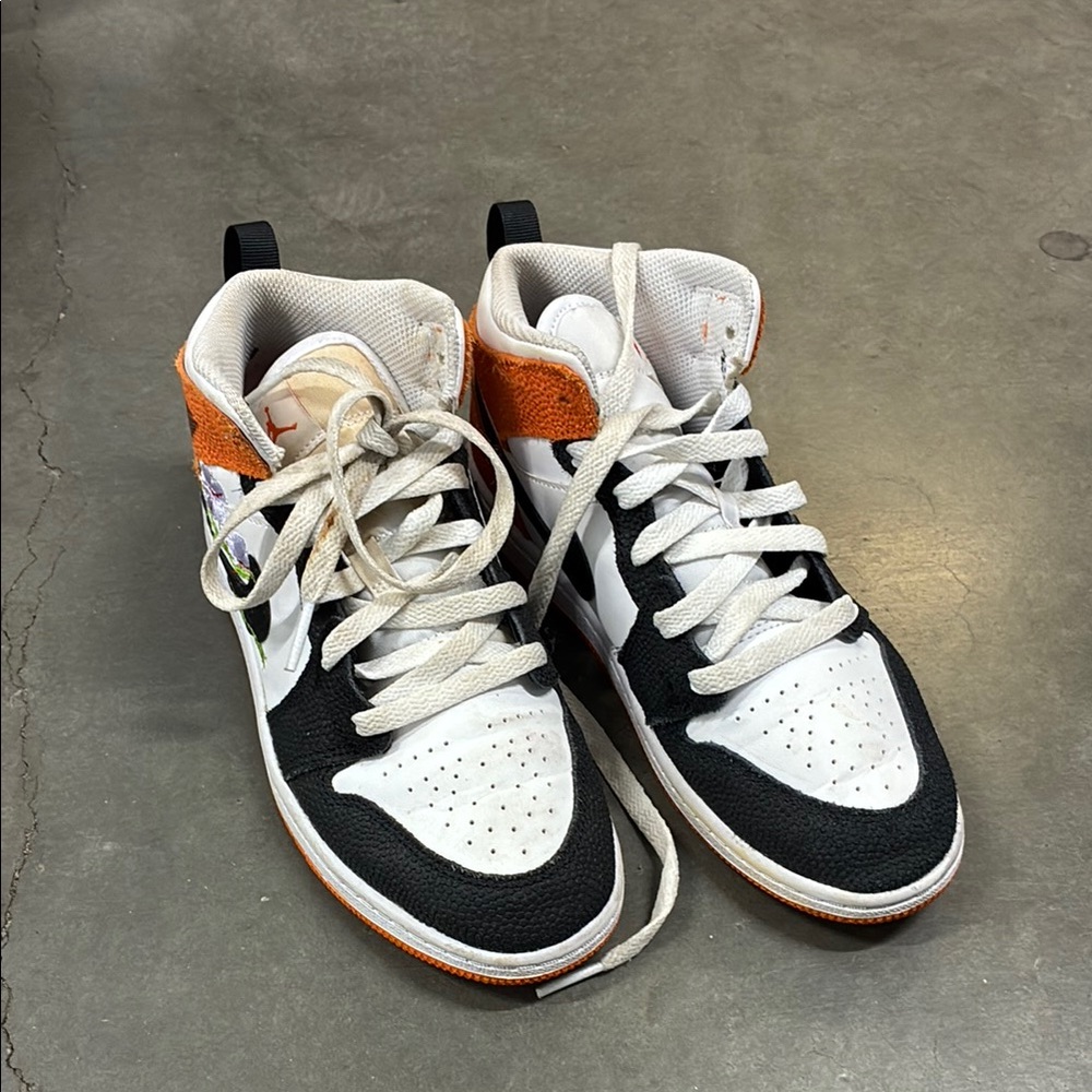 Nike Jordan 1’s